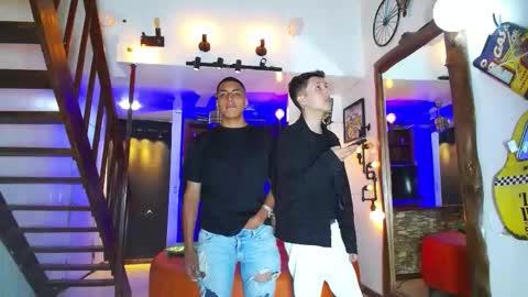 HOWENTS online show from 09-21-25, 02:13