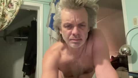 howlingatnothing online show from 11-23-25, 11:59