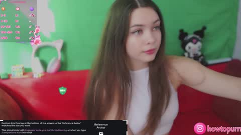 Snapshot of howtomeow chatting on 09-17-25, 12:51 Mia online show from 09-17-25, 12:51