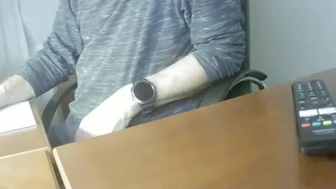 Snapshot of hpeter111 chatting on 01-22-25, 04:44 Peter online show from 01-22-25, 04:44