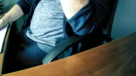 Snapshot of hpeter111 chatting on 11-01-25, 09:06 Peter online show from 11-01-25, 09:06