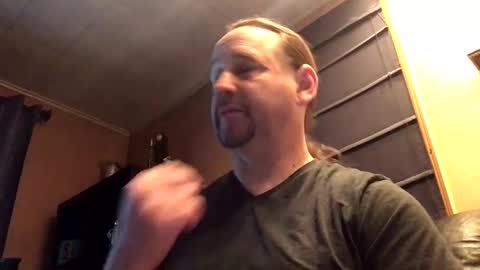 Snapshot of hpoker chatting on 02-13-25, 12:00 hpoker online show from 02-13-25, 12:00