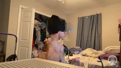 Snapshot of hrisner32 chatting on 03-13-26, 12:56 hrisner32 online show from 03-13-26, 12:56