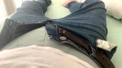 Snapshot of hstone86 chatting on 10-23-25, 01:16 hstone86 online show from 10-23-25, 01:16