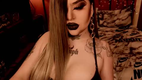 Snapshot of hubadera chatting on 12-19-24, 12:34 hubadera online show from 12-19-24, 12:34