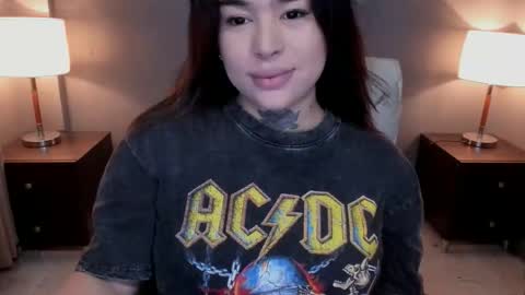 Snapshot of hubadera chatting on 10-19-25, 12:11 hubadera online show from 10-19-25, 12:11