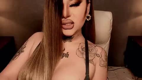 Snapshot of hubadera chatting on 11-25-25, 07:19 hubadera online show from 11-25-25, 07:19