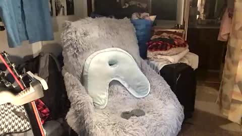 Snapshot of hubertcomberdale chatting on 09-16-25, 06:09 Hubert Cumberdale online show from 09-16-25, 06:09