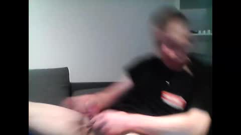 hubikush22 online show from 12-11-24, 04:20