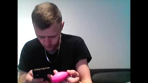 hubikush22 online show from 01-04-25, 04:22