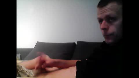 hubikush22 online show from 02-14-26, 04:48