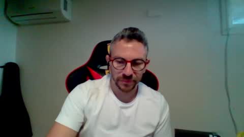 huge__cumshot online show from 04-05-26, 02:25