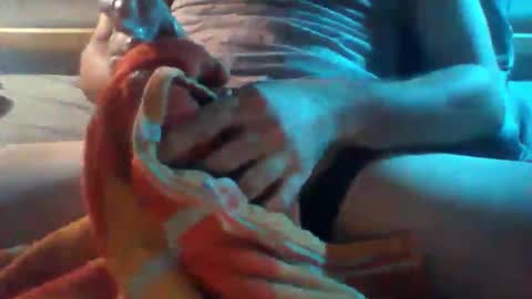 huge_guy_87 online show from 12-13-25, 11:43