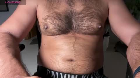 huge_moth online show from 09-28-25, 08:03