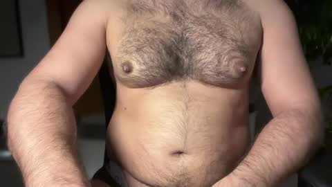 huge_moth online show from 02-18-26, 08:05