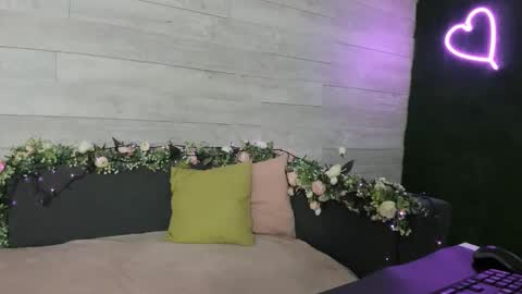 Erin online show from 01-09-25, 04:19