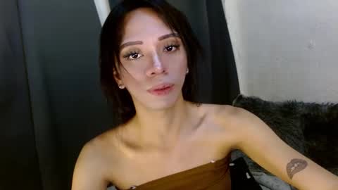 Snapshot of hugecock_caraxx chatting on 12-30-24, 07:53 Cara online show from 12-30-24, 07:53