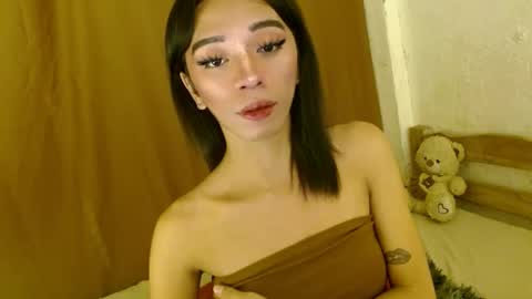 Snapshot of hugecock_caraxx chatting on 01-24-25, 10:19 Cara online show from 01-24-25, 10:19