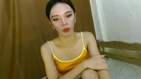 Snapshot of hugecock_caraxx chatting on 02-13-25, 02:01 Cara online show from 02-13-25, 02:01