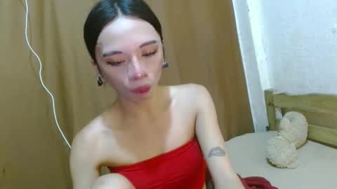 Snapshot of hugecock_caraxx chatting on 09-18-25, 02:35 Cara online show from 09-18-25, 02:35