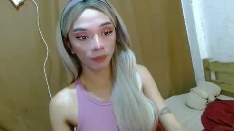 Snapshot of hugecock_caraxx chatting on 10-26-25, 06:52 Cara online show from 10-26-25, 06:52