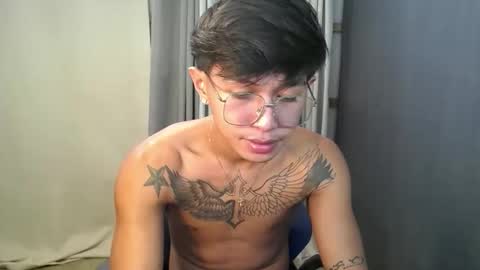 Snapshot of hugecockchristian chatting on 09-24-25, 02:15 hugecockchristian online show from 09-24-25, 02:15