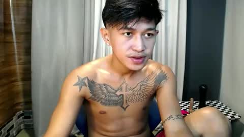 Snapshot of hugecockchristian chatting on 10-30-25, 09:00 hugecockchristian online show from 10-30-25, 09:00