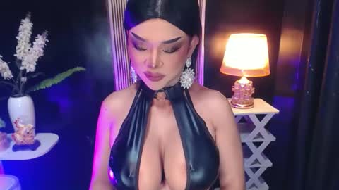 Christine online show from 04-29-26, 06:47