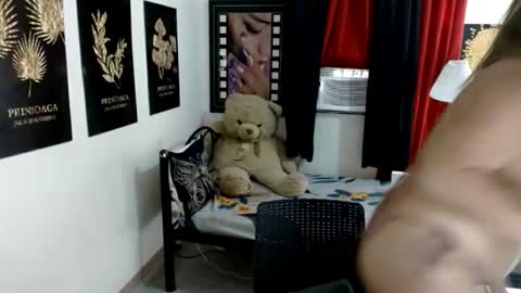 hugecockgoddessx online show from 04-23-26, 12:12