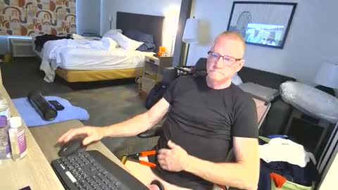 Snapshot of hugentuscaloosa chatting on 05-03-26, 08:37 CAROLINA TIM online show from 05-03-26, 08:37
