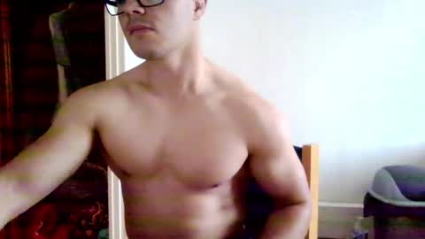 Snapshot of hughjaegg chatting on 06-06-26, 05:06 hughjaegg online show from 06-06-26, 05:06