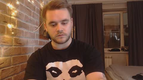 Hugo online show from 01-11-25, 05:18