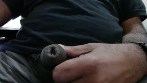 Snapshot of hugo_bulls chatting on 11-04-25, 12:43 HunkyLover online show from 11-04-25, 12:43