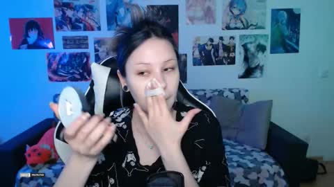 Snapshot of hugomin chatting on 10-02-25, 07:04 HugoMin online show from 10-02-25, 07:04