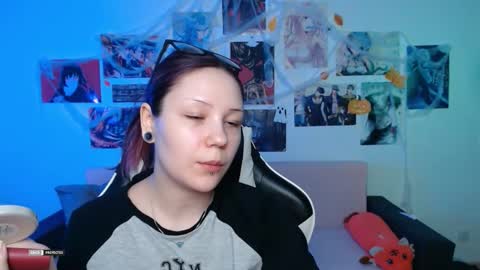 HugoMin online show from 11-18-25, 07:13