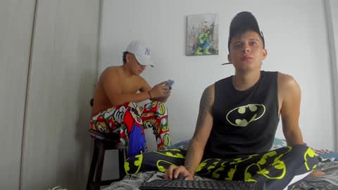 Snapshot of hugosan2 chatting on 12-21-24, 03:36 Hugo online show from 12-21-24, 03:36