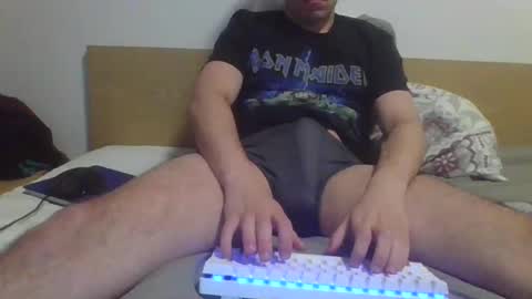 hugoxx22 online show from 02-11-25, 08:10