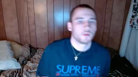 hugsankisses online show from 11-30-25, 07:56