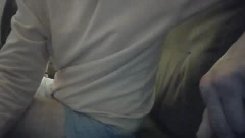 Snapshot of huguit026 chatting on 12-16-25, 11:54 huguit026 online show from 12-16-25, 11:54