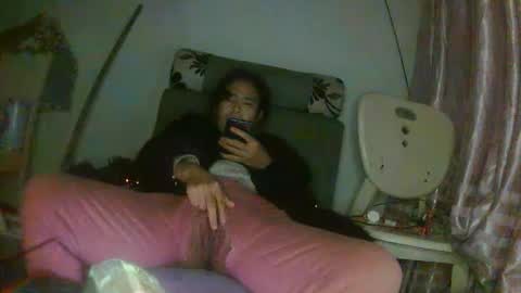 hujiajia520321431 online show from 01-13-26, 09:42