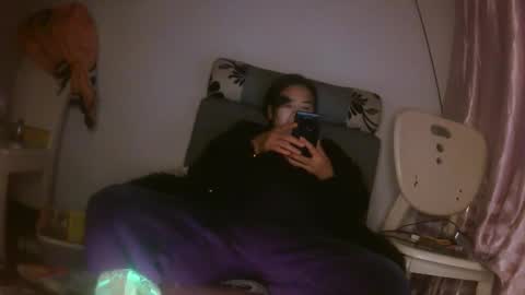 hujiajia520321431 online show from 02-01-26, 12:04