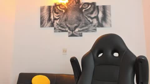 Eli online show from 03-06-26, 01:29