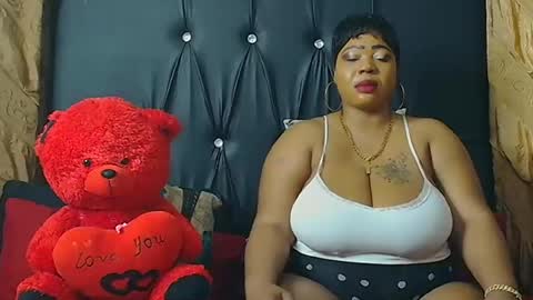 Snapshot of humongoustitss500929 chatting on 10-04-25, 04:27 humongoustitss500929 online show from 10-04-25, 04:27