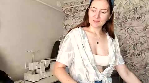 HumpyGrey online show from 10-14-25, 08:48