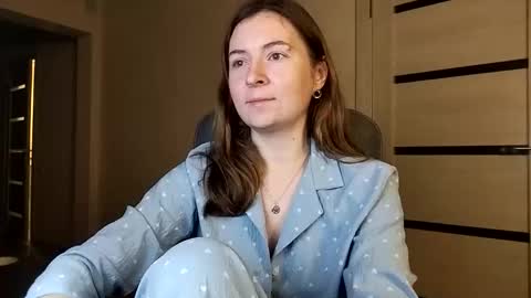 HumpyGrey online show from 10-29-25, 07:04