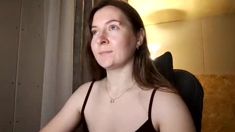 Snapshot of humpygrey chatting on 11-18-25, 05:39 HumpyGrey online show from 11-18-25, 05:39