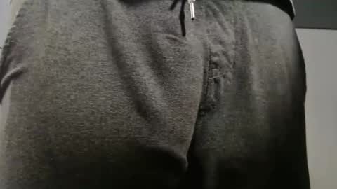 Big uncut cock dripping online show from 11-18-25, 11:26