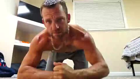 Snapshot of hunganhorny88 chatting on 05-31-26, 04:42 hunganhorny88 online show from 05-31-26, 04:42