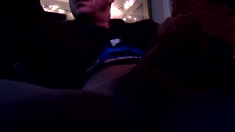 Snapshot of hungbator6688 chatting on 10-23-25, 03:06 hungbator6688 online show from 10-23-25, 03:06