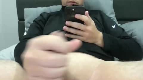 Snapshot of hungbossstud chatting on 10-30-25, 03:30 Colin Cooper online show from 10-30-25, 03:30